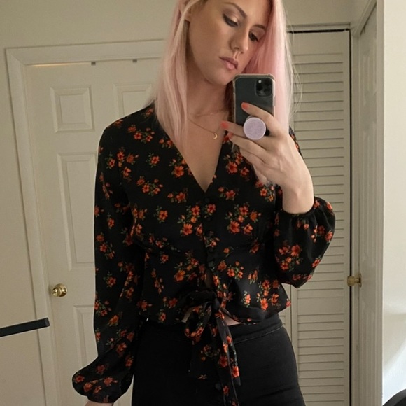 Topshop Rose Floral Print Tie Front Top - Picture 10 of 10